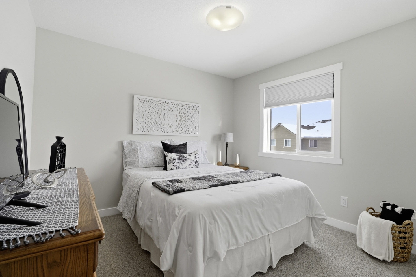 535 Schmeiser Ave – Tyler Fox-Quiksell-23