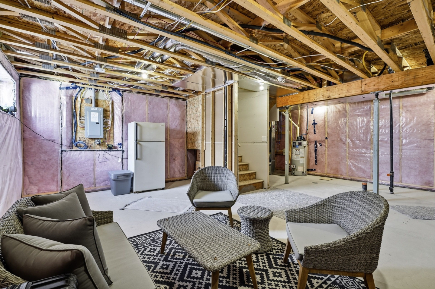 535 Schmeiser Ave – Tyler Fox-Quiksell-26