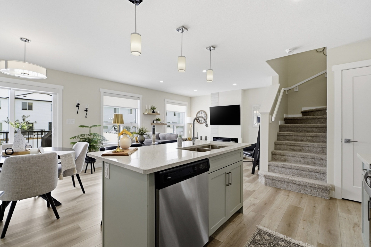 535 Schmeiser Ave – Tyler Fox-Quiksell-9