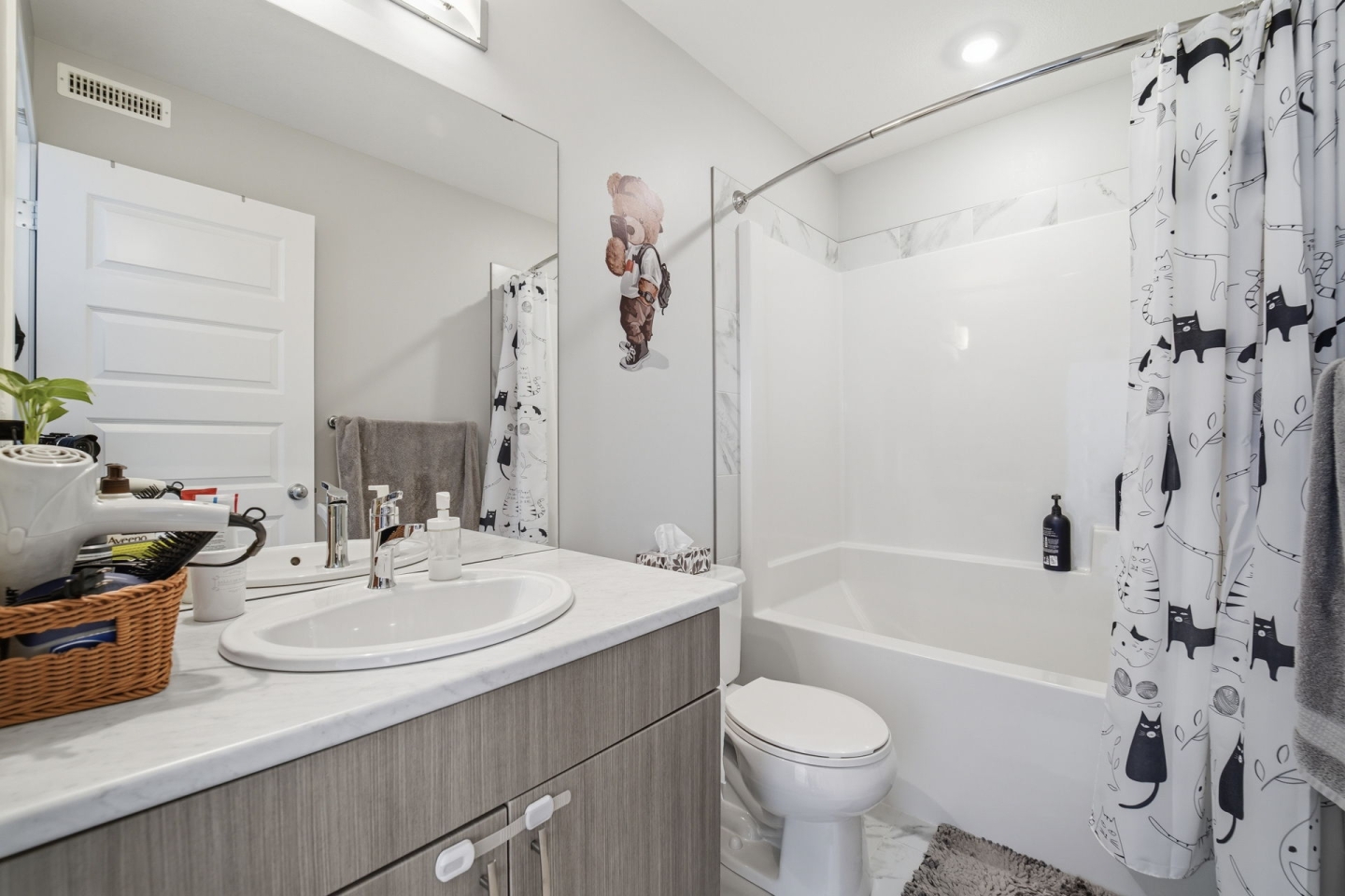 394 Hassard Close – Tyler Fox-QuikSell-18