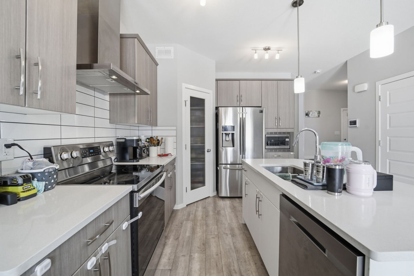 394 Hassard Close – Tyler Fox-QuikSell-6