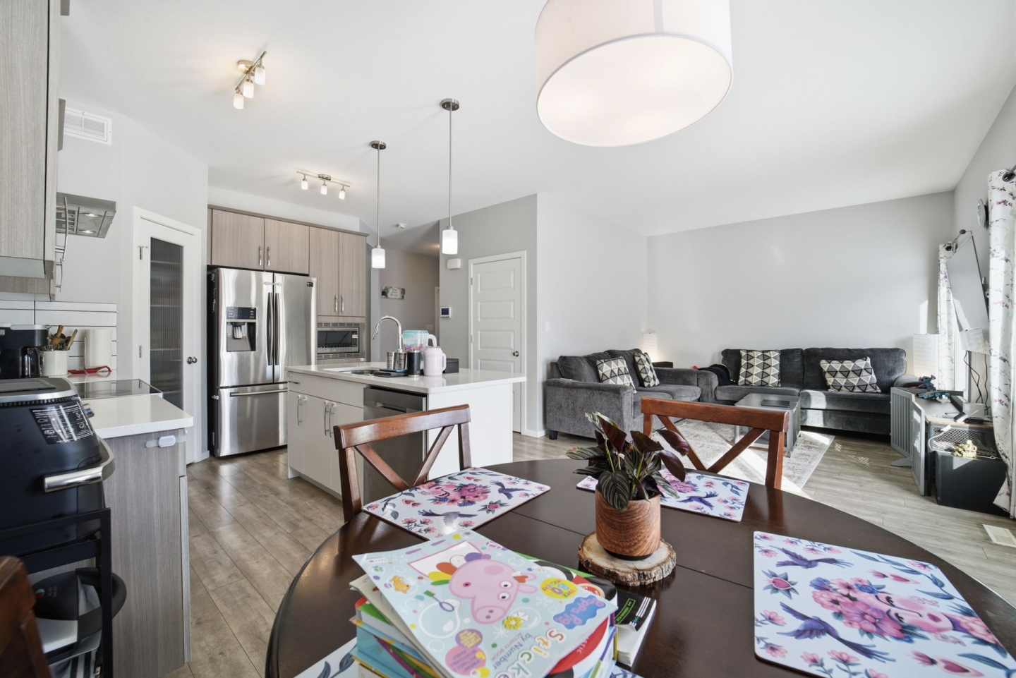 394 Hassard Close – Tyler Fox-QuikSell-9